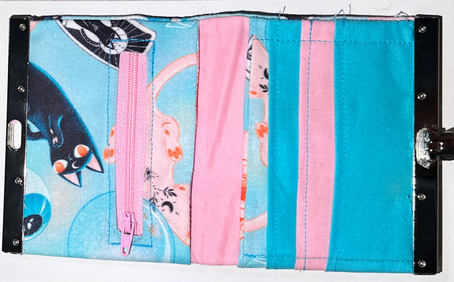 Mini diva wallet